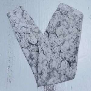 COPY - Guess Brittney Skinny Ankle